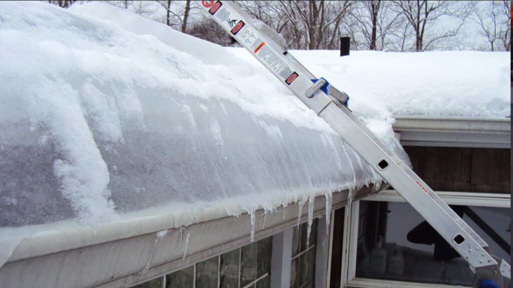 Ice damming What it is and How to Fix It A to Z Concept, Inc.